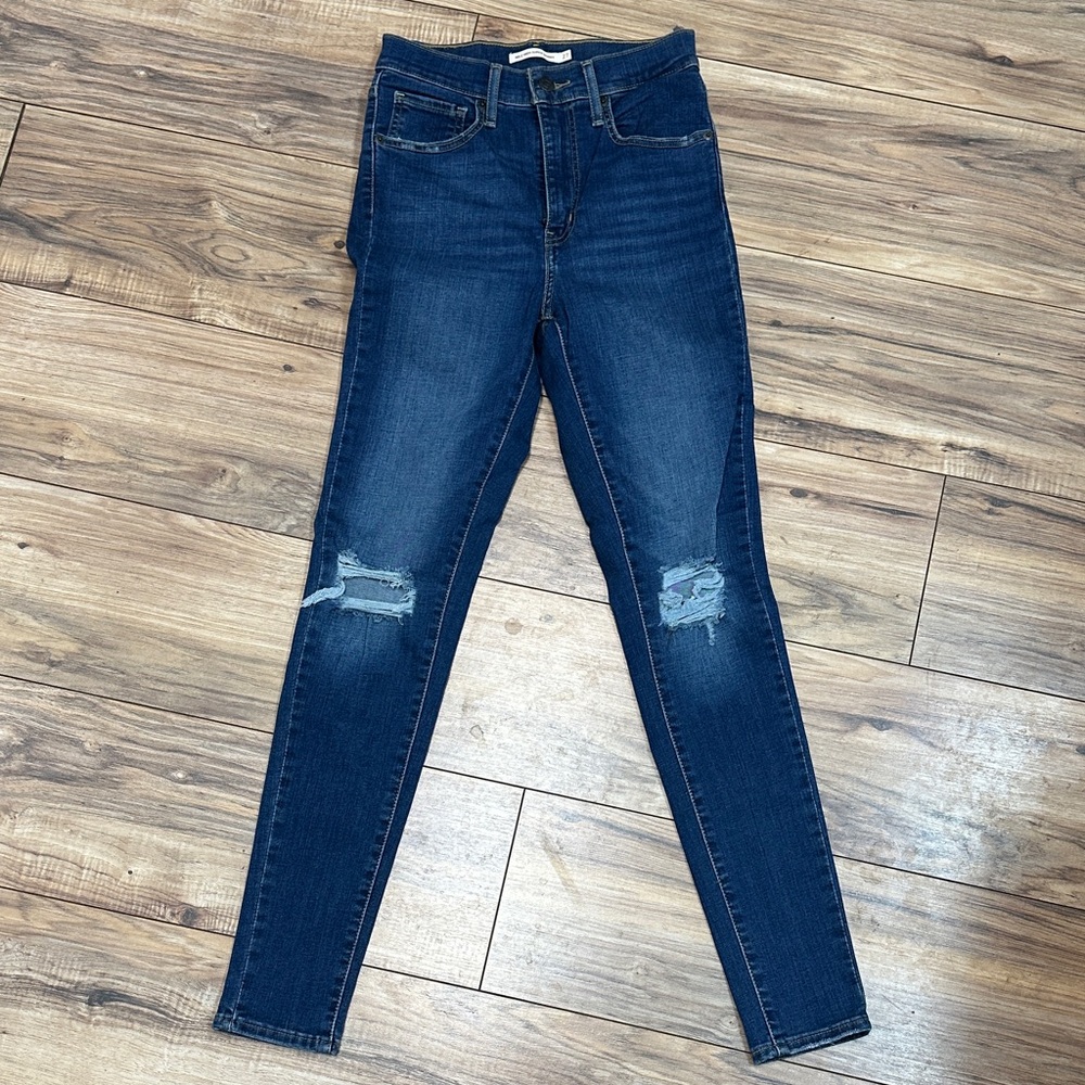 Levi's Dark Blue Skinny Jeans with Distressed Knees